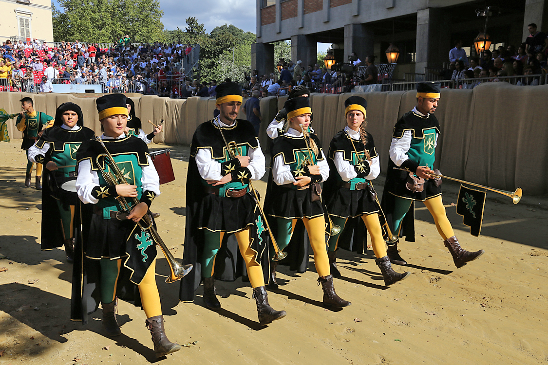 -479- CorteoStorico.jpg